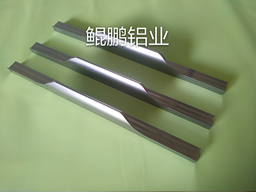 晶鋼門系列